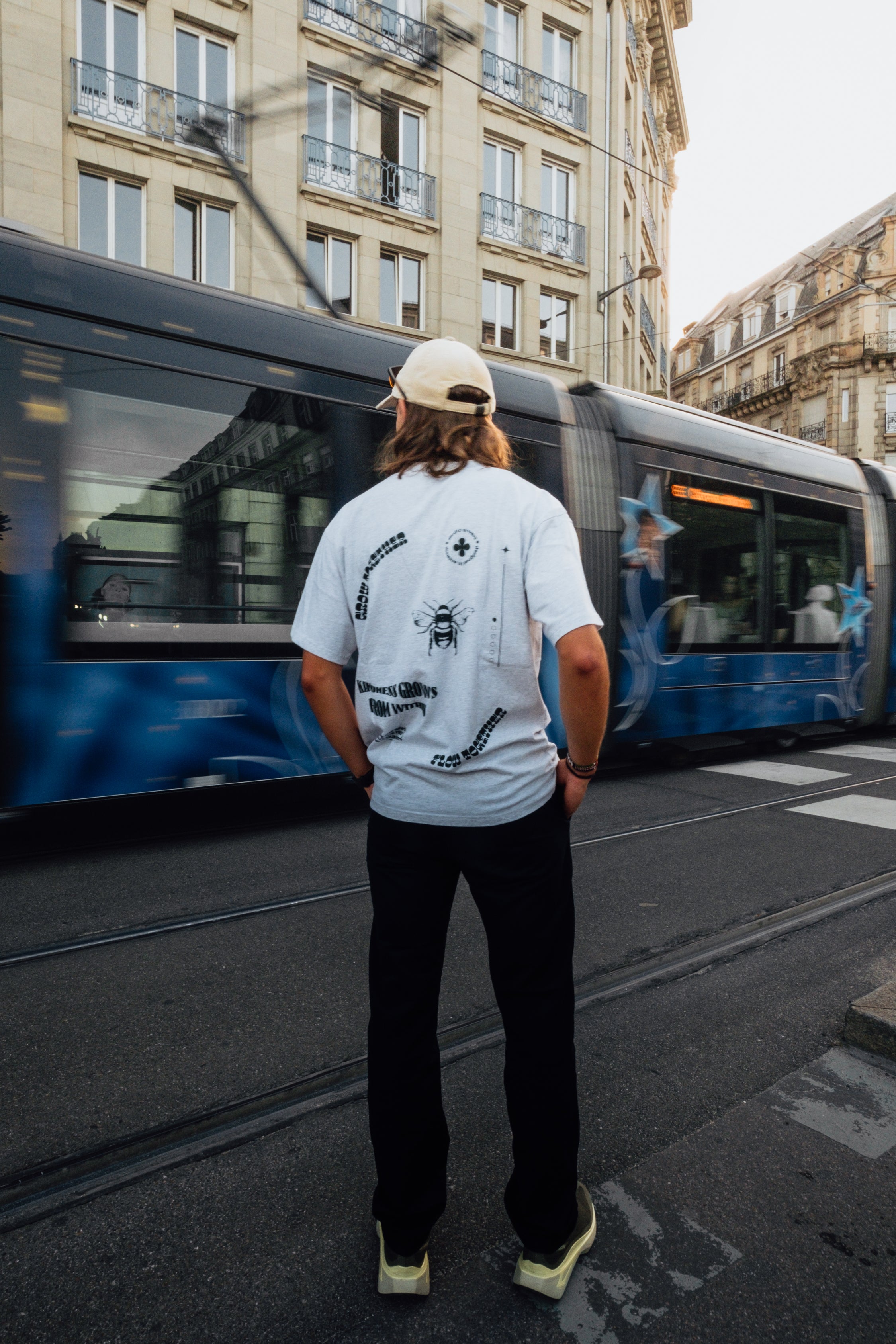 Grow together Tee - Grey - Studio Anvers