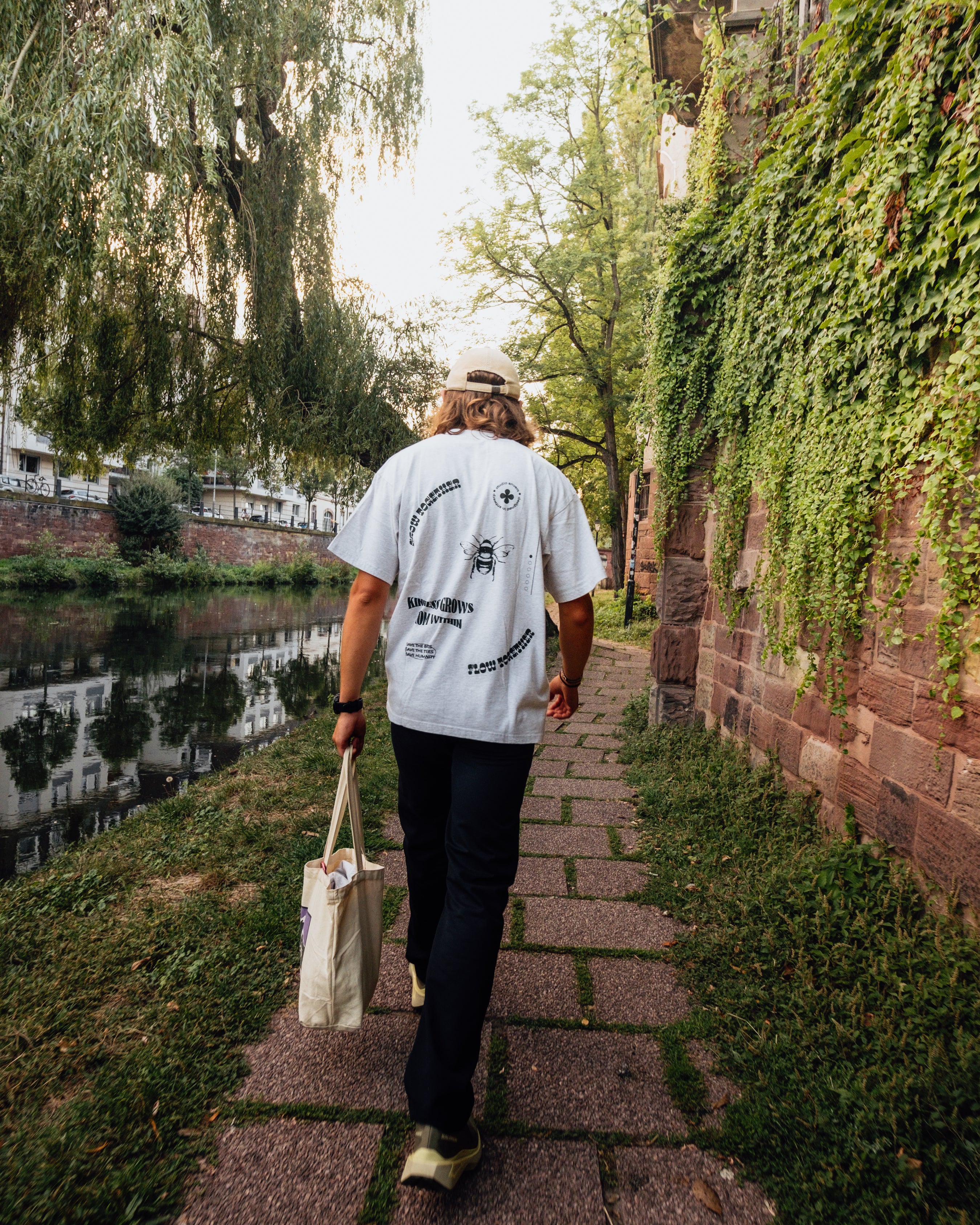 Grow together Tee - Grey - Studio Anvers