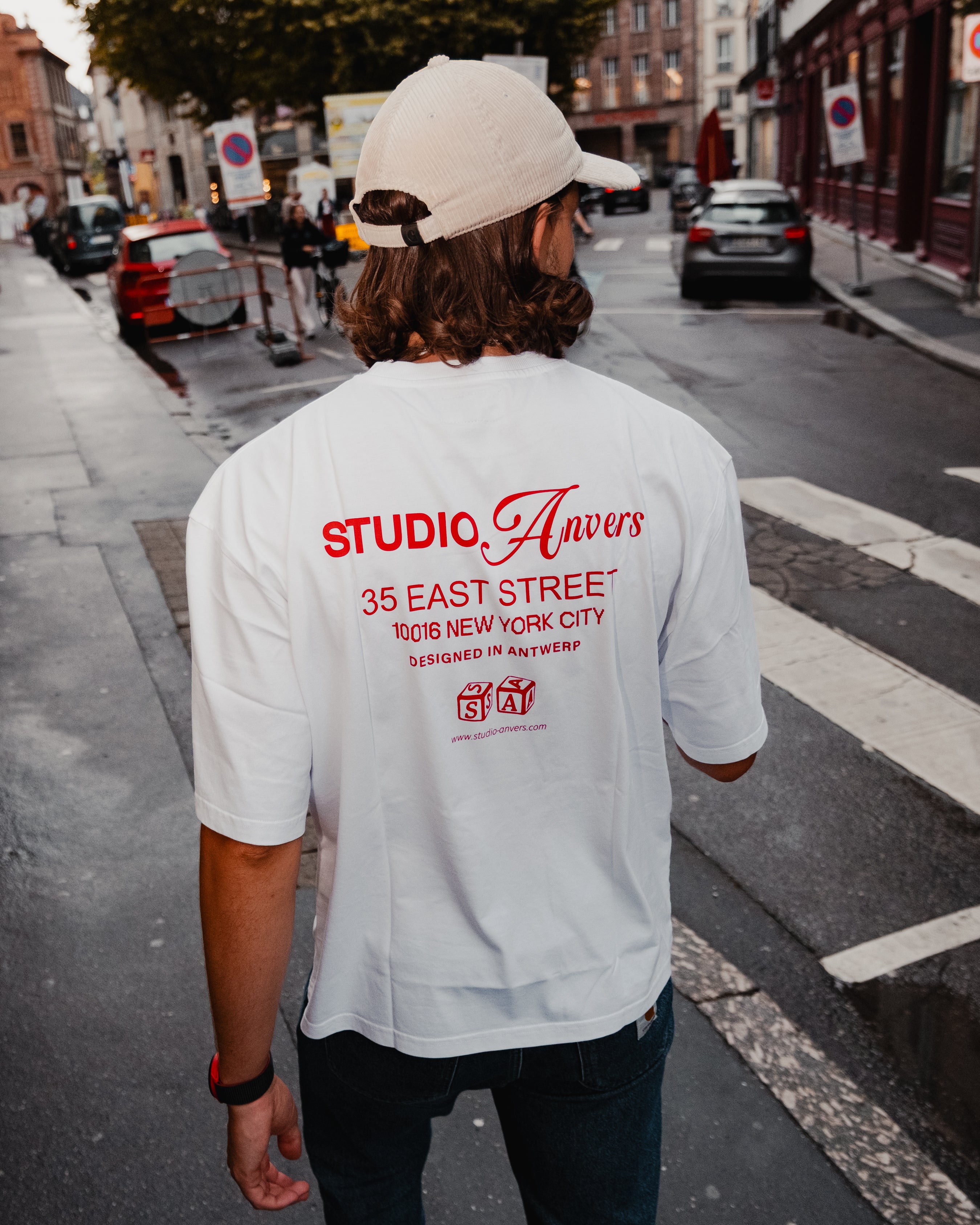 Lucky T-shirt - Wit met rode opdruk