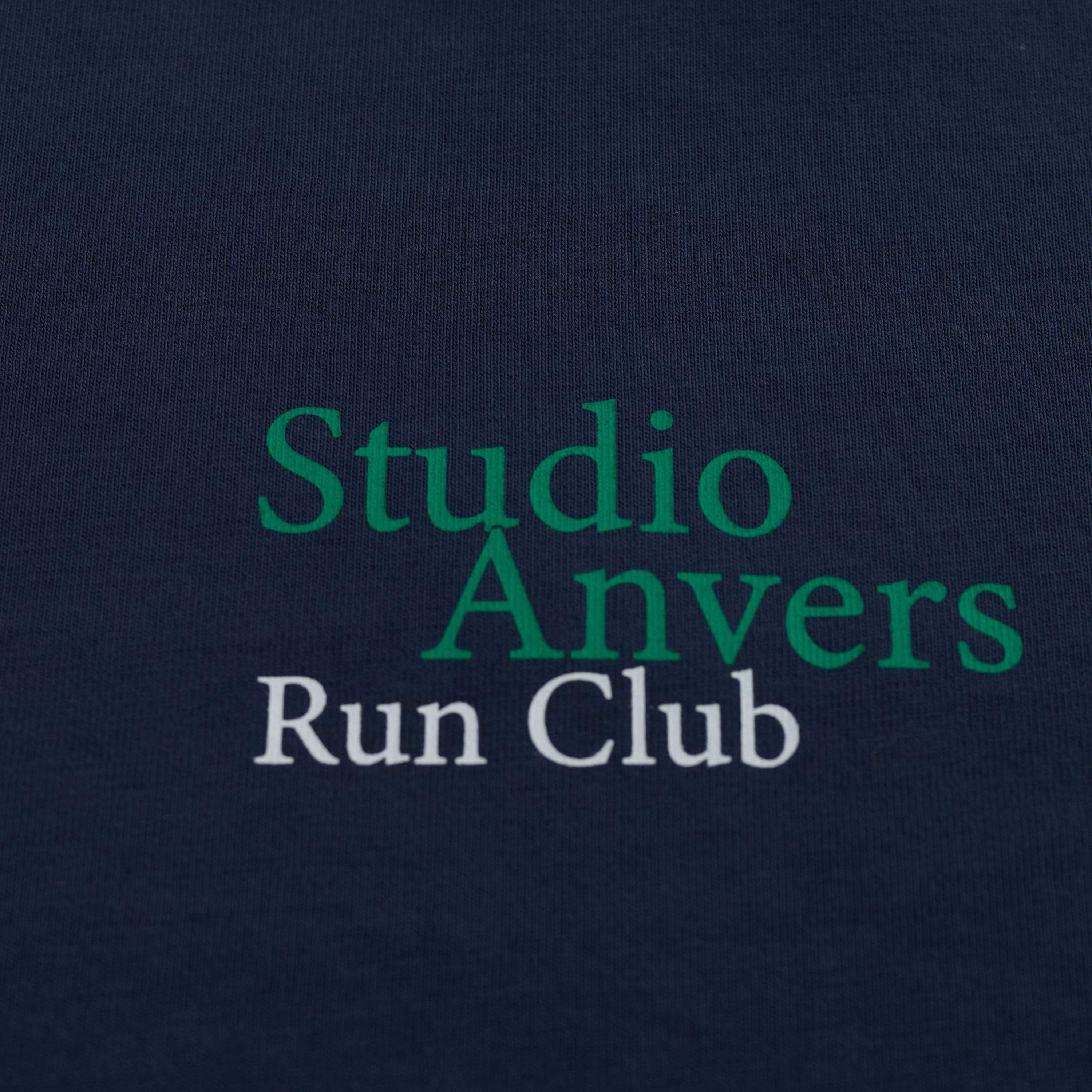 T-shirt « Courir en amour » – Bleu marine