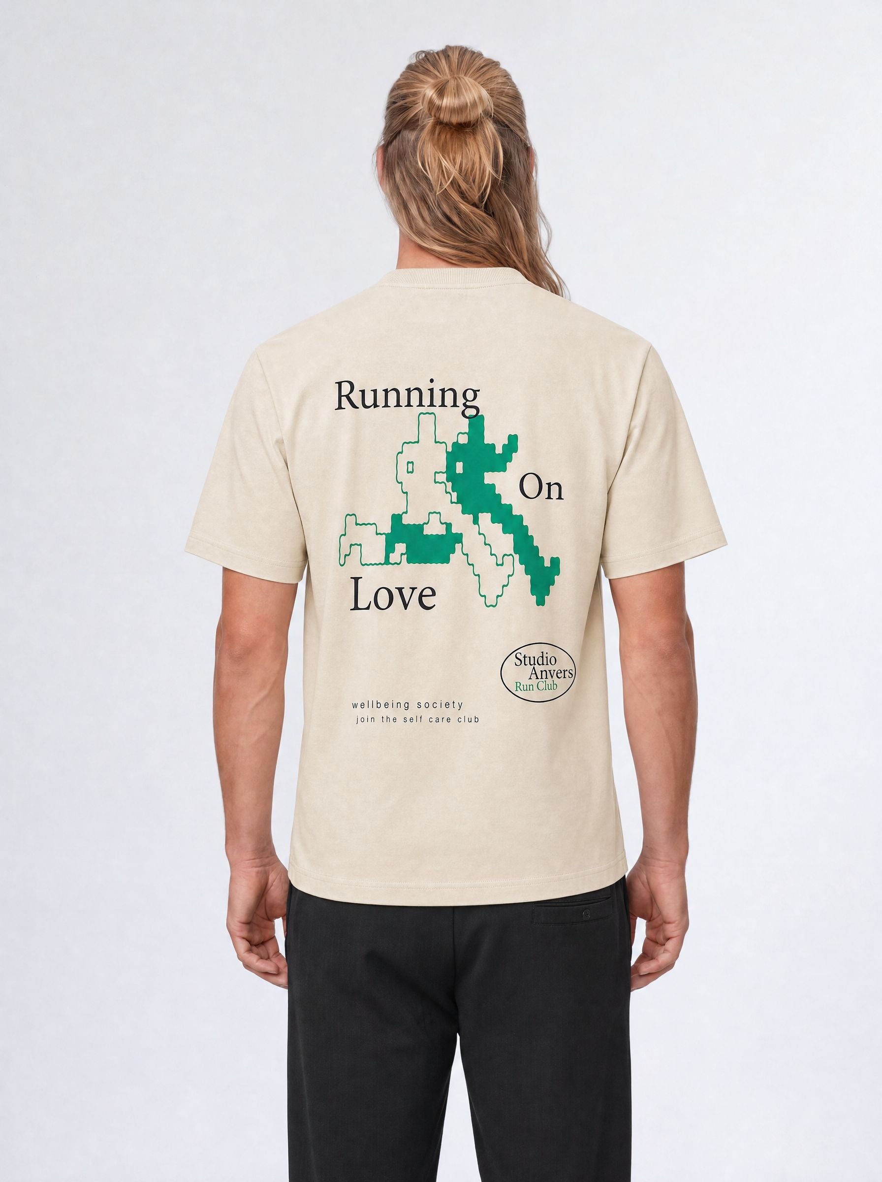 Running on Love Tee – Whitecap Gray